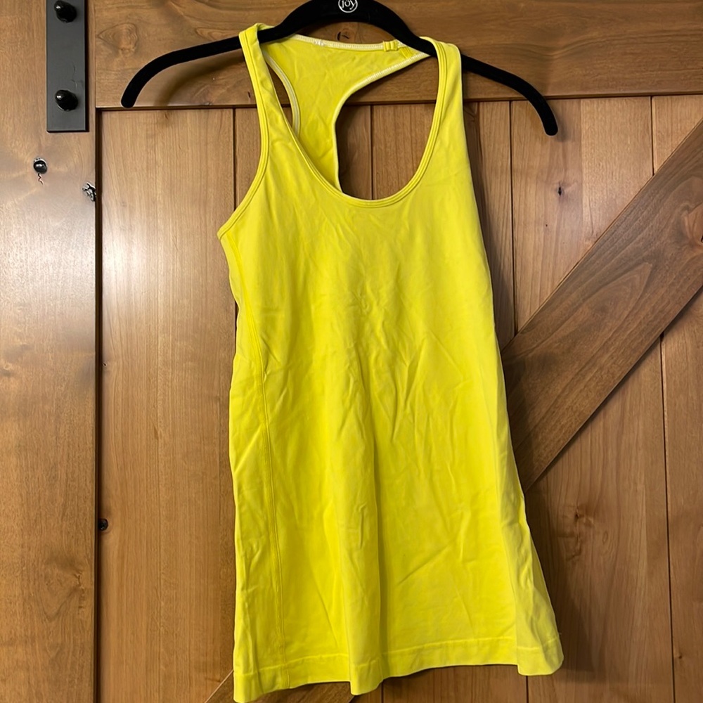 Lululemon, size 2, yellow